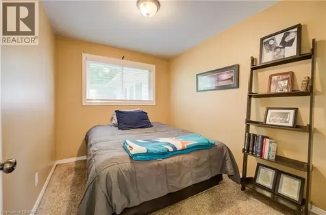 60 Driftwood Drive Brantford ON N3R 3K4