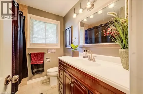 60 Driftwood Drive Brantford ON N3R 3K4
