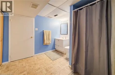 60 Driftwood Drive Brantford ON N3R 3K4
