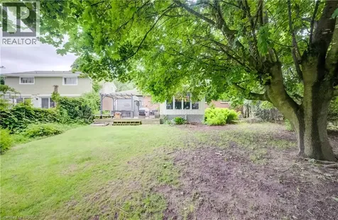 60 Driftwood Drive Brantford ON N3R 3K4