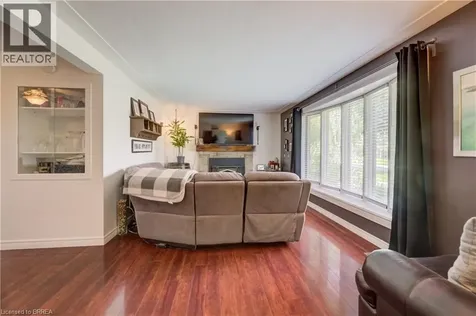 60 Driftwood Drive Brantford ON N3R 3K4