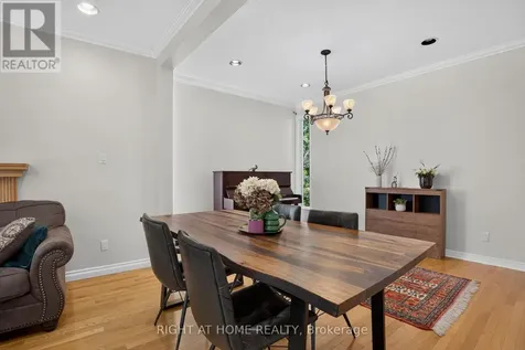 26 Evanshen Crescent Ottawa ON K2K 2Z6