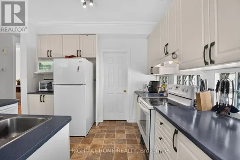 26 Evanshen Crescent Ottawa ON K2K 2Z6