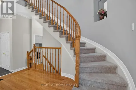 26 Evanshen Crescent Ottawa ON K2K 2Z6