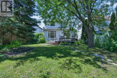 26 Evanshen Crescent Ottawa ON K2K 2Z6