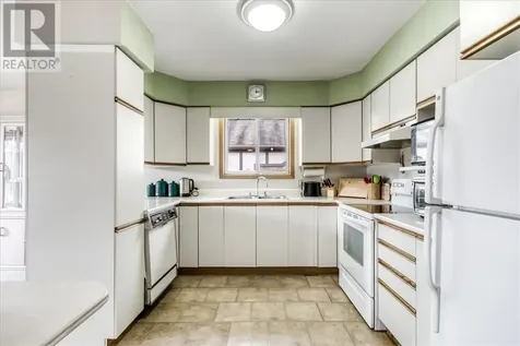 98 Chantal Crescent Garson ON P3L 1C1