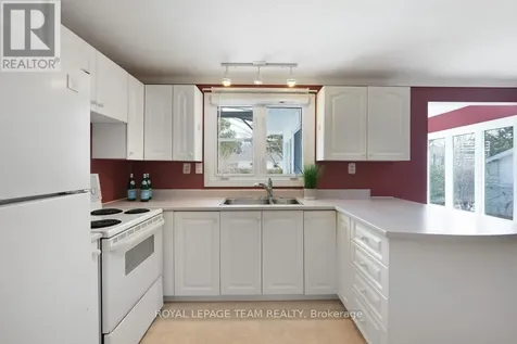 15 Overlake Drive Ottawa ON K2E 5V2