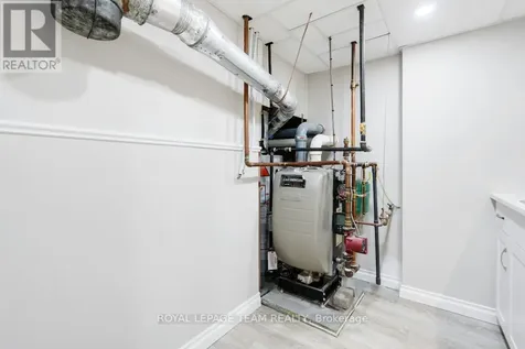 15 Overlake Drive Ottawa ON K2E 5V2