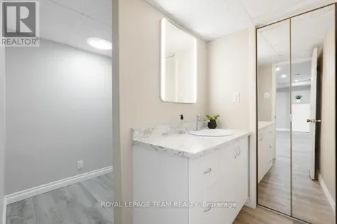 15 Overlake Drive Ottawa ON K2E 5V2