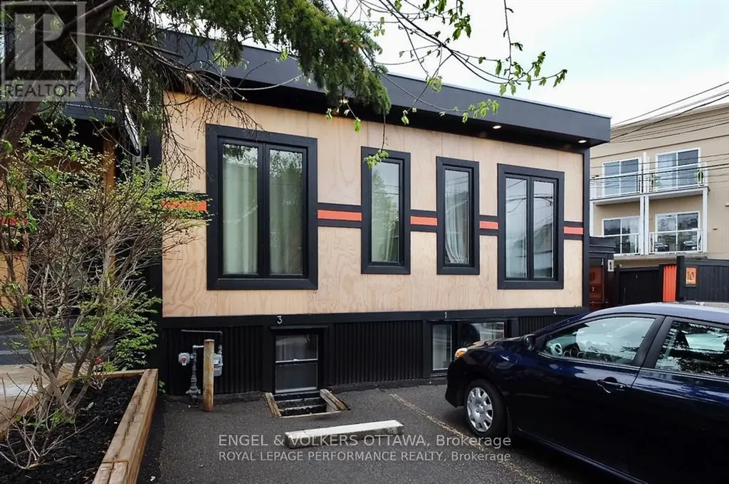 10 Sherbrooke Avenue Ottawa ON K1Y 1R7