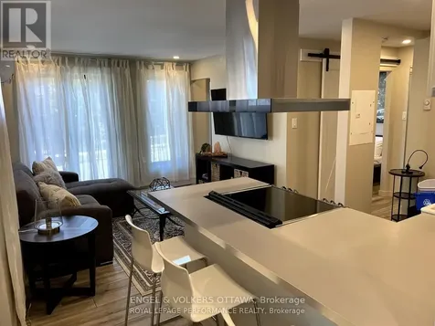 10 Sherbrooke Avenue Ottawa ON K1Y 1R7