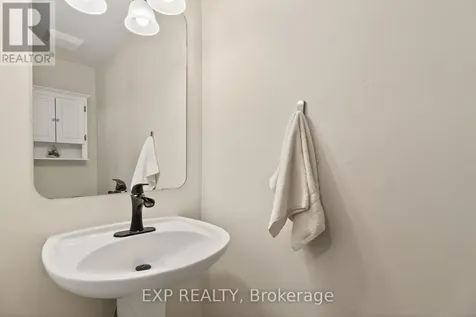 57 Rivergreen Crescent Ottawa ON K2M 2W9