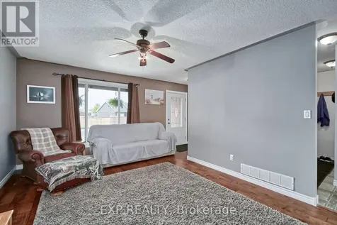 8 Rebecca Drive Aylmer ON N5H 3G4