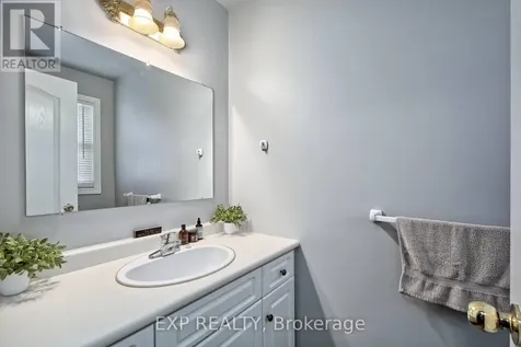 8 Rebecca Drive Aylmer ON N5H 3G4