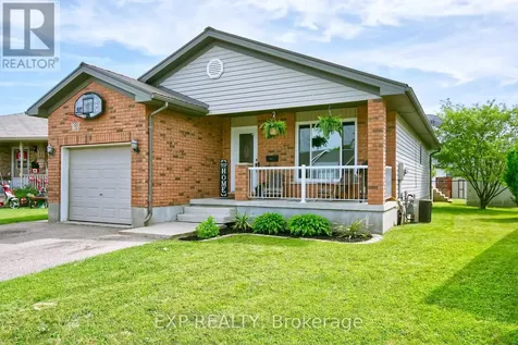 8 Rebecca Drive Aylmer ON N5H 3G4
