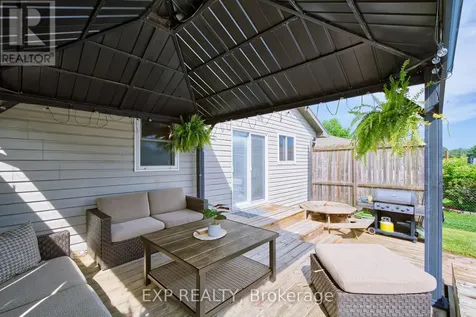 8 Rebecca Drive Aylmer ON N5H 3G4
