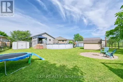 8 Rebecca Drive Aylmer ON N5H 3G4