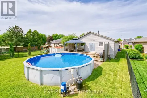 8 Rebecca Drive Aylmer ON N5H 3G4