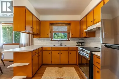 140 Gregory Drive East Chatham ON N7L 0E1