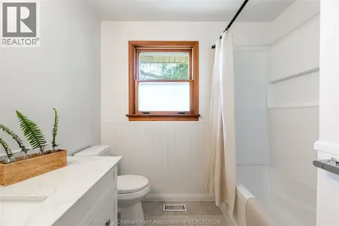 140 Gregory Drive East Chatham ON N7L 0E1