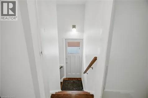 664 Upper Ottawa Street Hamilton ON L8T 3T5