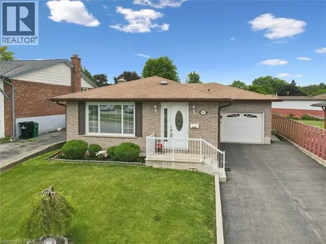31 Faial Road Cambridge ON N1R 6Y1