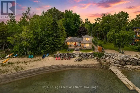 2222 Shore Lane Wasaga Beach ON L9Z 2X7