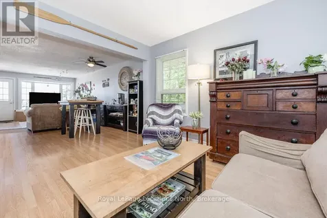 2222 Shore Lane Wasaga Beach ON L9Z 2X7