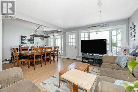 2222 Shore Lane Wasaga Beach ON L9Z 2X7