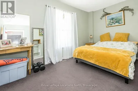 2222 Shore Lane Wasaga Beach ON L9Z 2X7