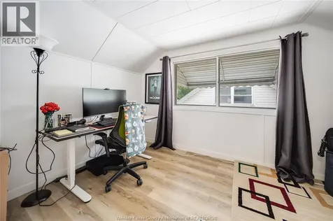 1756 Westcott Road Windsor ON N8Y 4C9