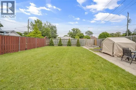 1756 Westcott Road Windsor ON N8Y 4C9