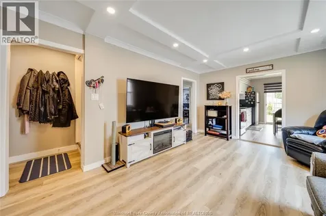 1756 Westcott Road Windsor ON N8Y 4C9