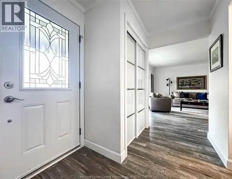 276 Fairway Crescent Tecumseh ON N8N 2Z2