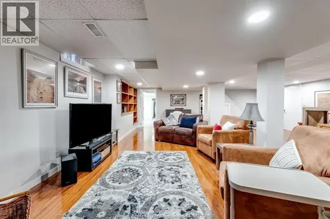 1170 Beals Street Windsor ON N9E 4A4