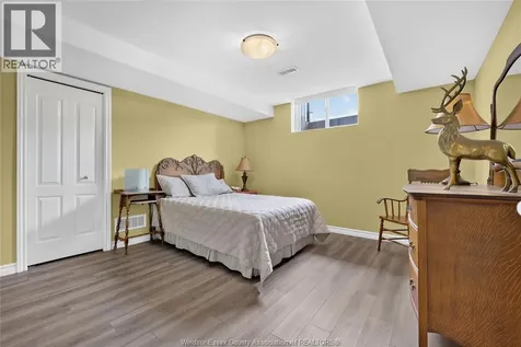 1175 Copeland Windsor ON N8P 0C6