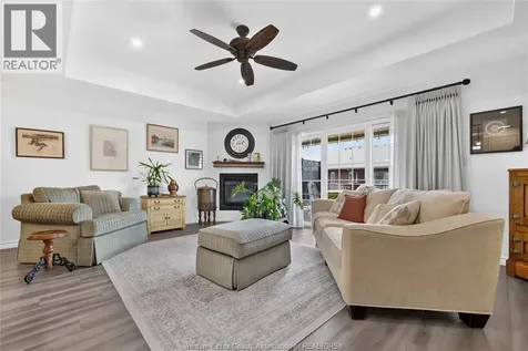 1175 Copeland Windsor ON N8P 0C6