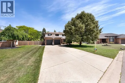 657 Dresden Place Tecumseh ON N8N 4B7