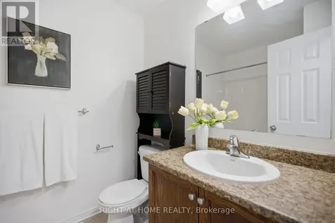 644 Kilbirnie Drive Ottawa ON K2J 0G8