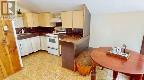 104 Hemlock Island East Ferris ON P0H 1K0