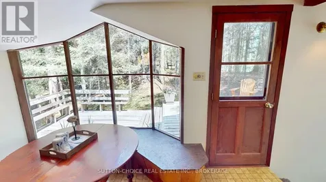 104 Hemlock Island East Ferris ON P0H 1K0