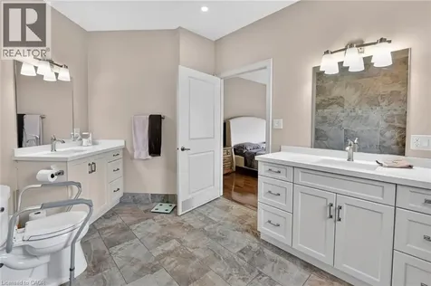353 Station Street Smithville ON L0R 2A0