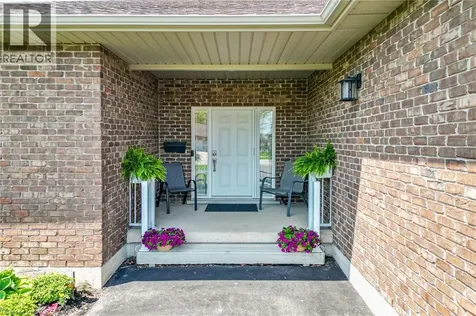 353 Station Street Smithville ON L0R 2A0