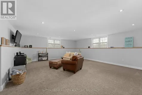11 Dawson Drive Gananoque ON K7G 2V4