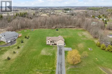11 Dawson Drive Gananoque ON K7G 2V4