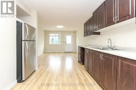 24 Glenwood Drive Wasaga Beach ON L9Z 2K5