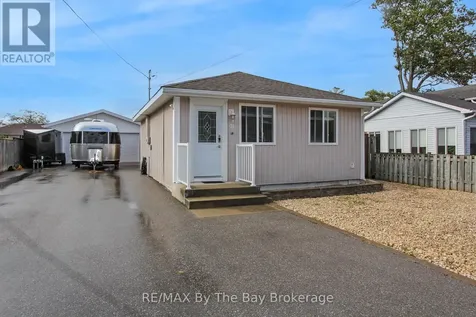 24 Glenwood Drive Wasaga Beach ON L9Z 2K5