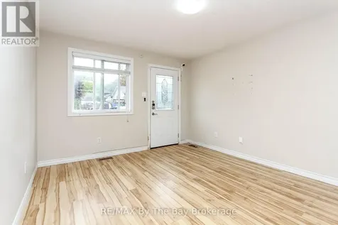 24 Glenwood Drive Wasaga Beach ON L9Z 2K5