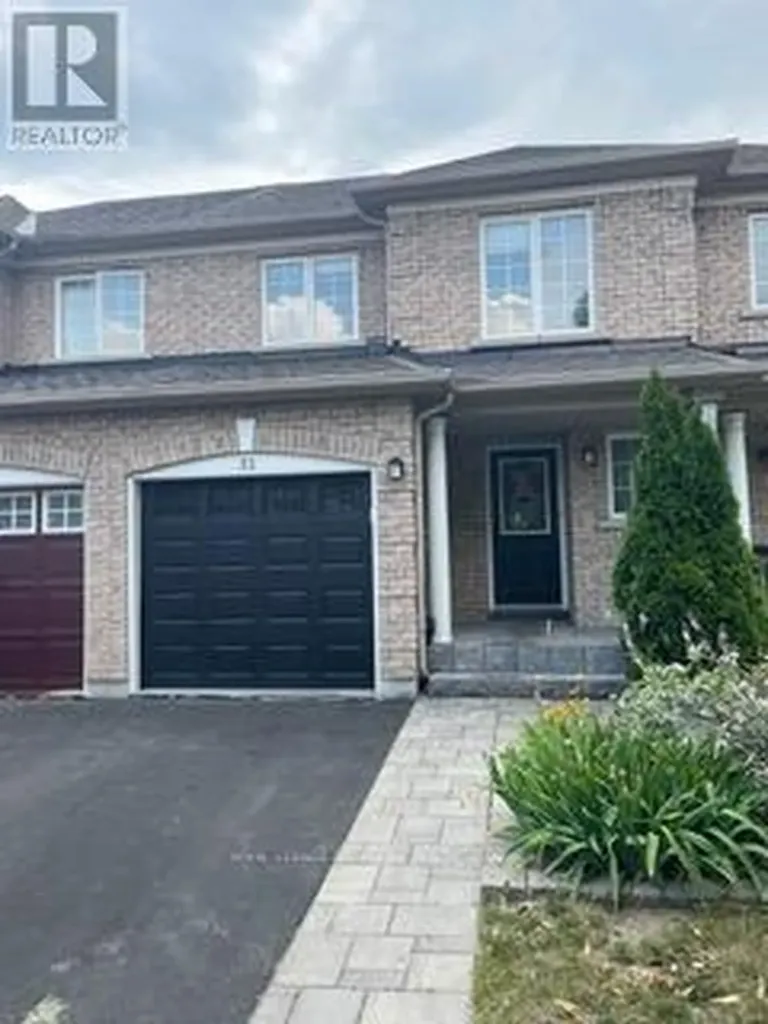 51 Oglevie Drive Whitby (pringle Creek) ON L1R 2Y5