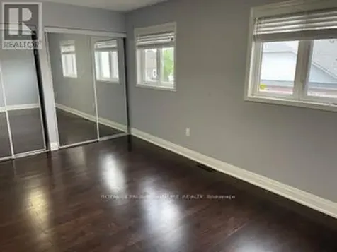 51 Oglevie Drive Whitby (pringle Creek) ON L1R 2Y5